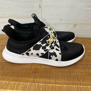 Women’s Adidas Tennis Shoes